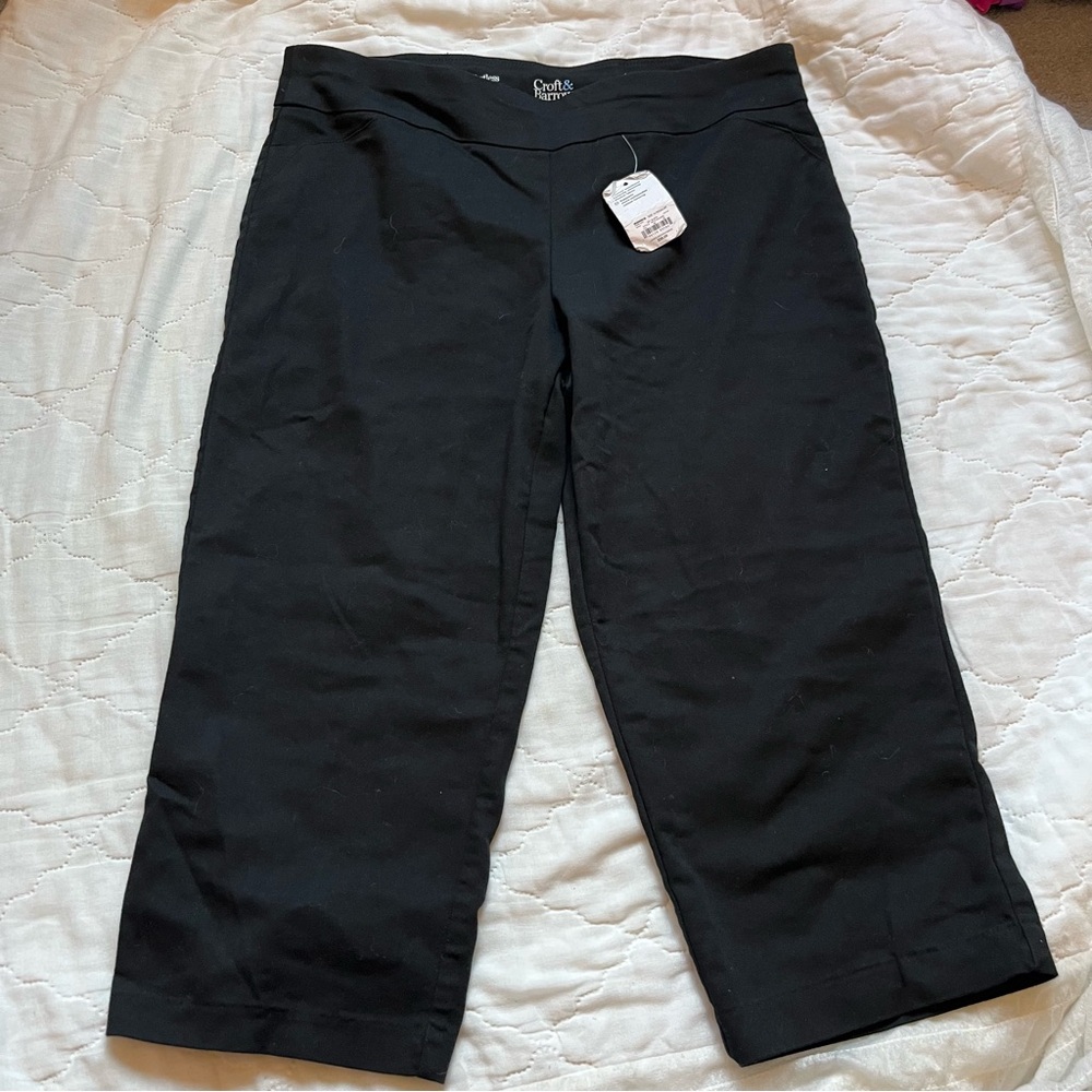 Kohl's Black Capris for Women